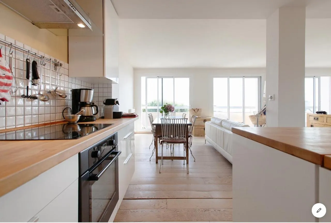 Aux 4 Sardines T2 56M2 Apartment Concarneau 0*,  France
